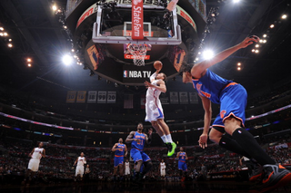 Illustration for article titled A Baseline's-Eye View Of Blake Griffin Dunking All Over The Knicks